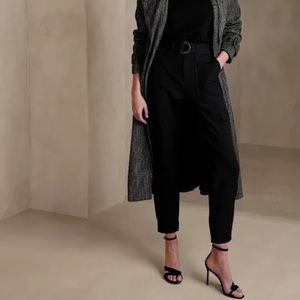 Banana Republic Slim Refined Stretch Cargo Pant